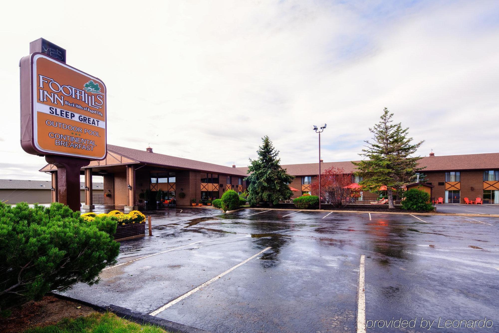 רפיד סיטי The Foothills Inn מראה חיצוני תמונה
