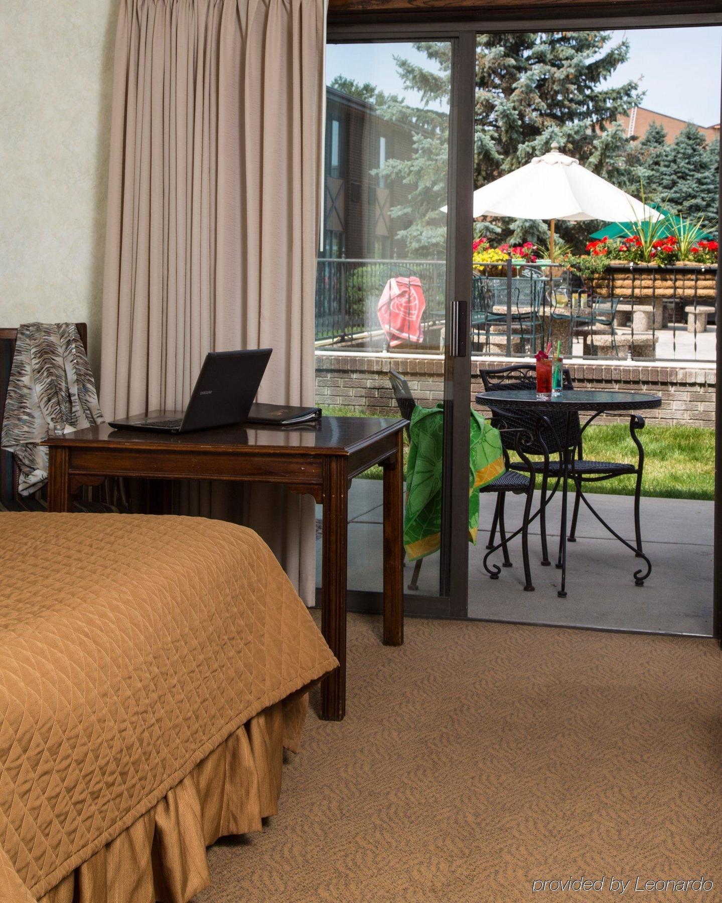 רפיד סיטי The Foothills Inn מראה חיצוני תמונה